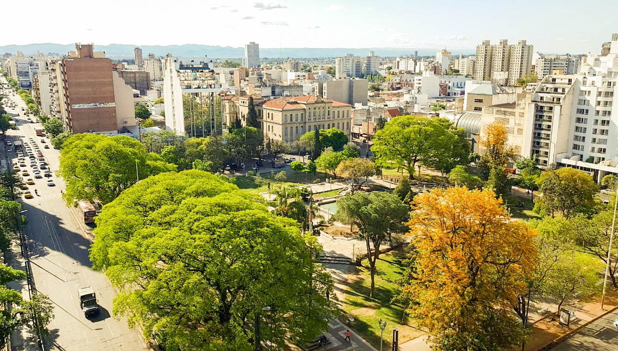 Dpto de 3 dorm 3 bños  Piso alto con vista increible! - Apto Credito!