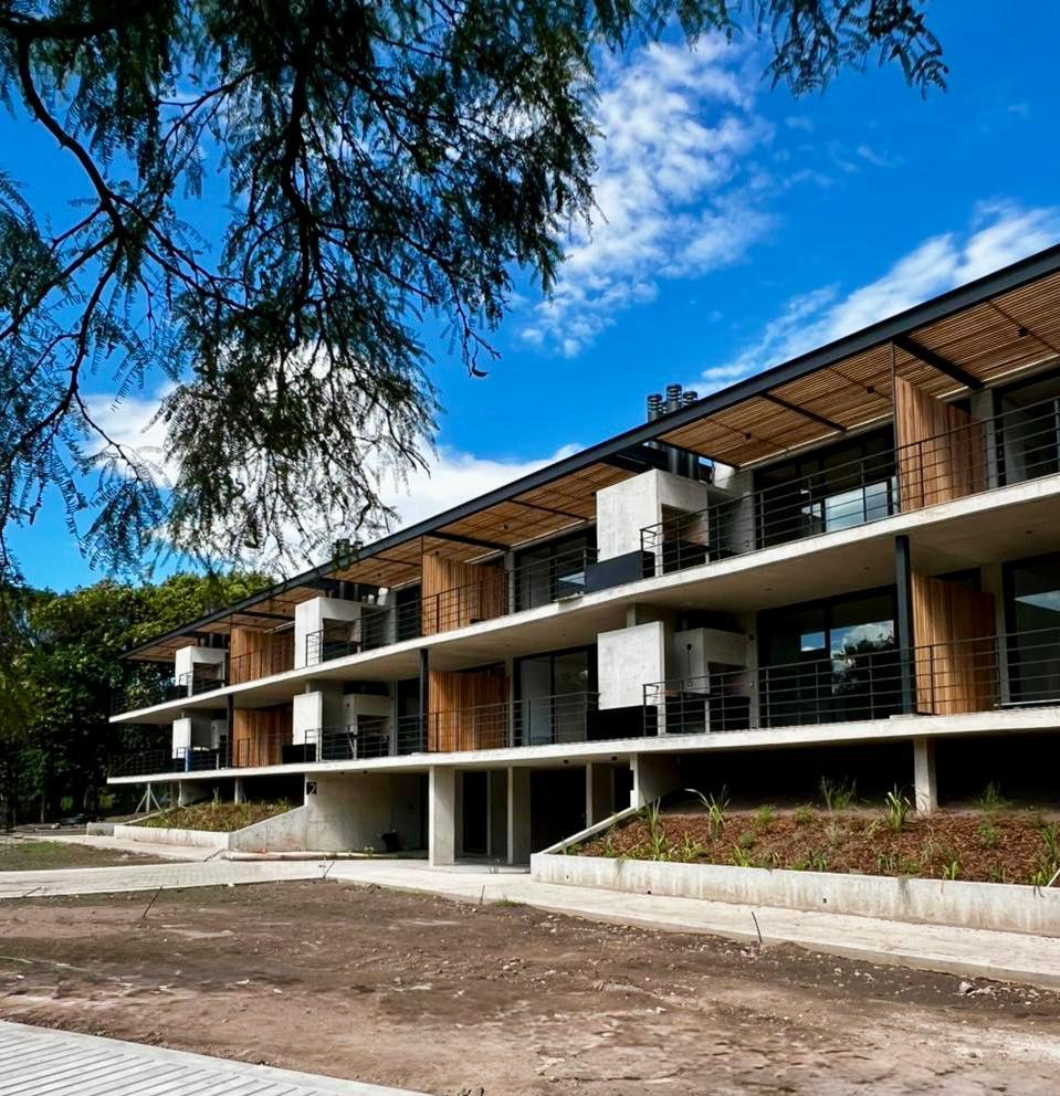 Departamento en venta de 3 dormitorios en Villa Allende