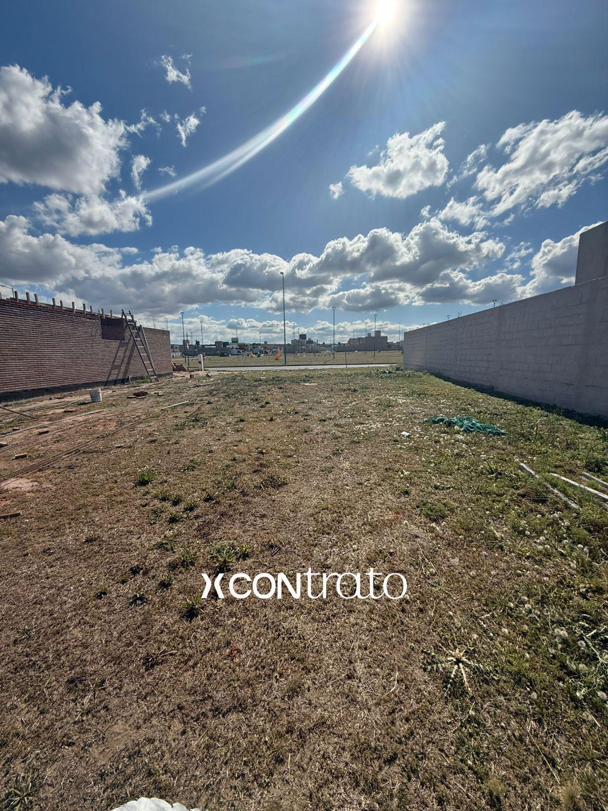 Lote a FINANCIAR de 396 m2 en Docta AVENIDA apto Comercio