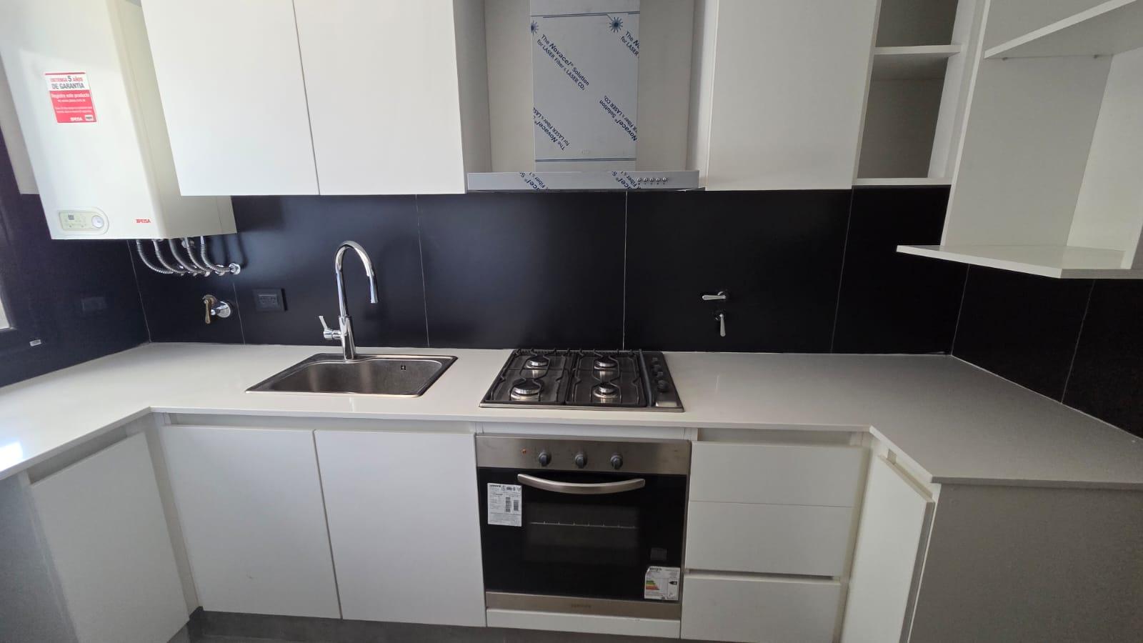 CASANOVA 5 - ESPECTACULAR DEPTO 2 DORM 3 BAÑOS C/BALCÓN Y ASADOR !