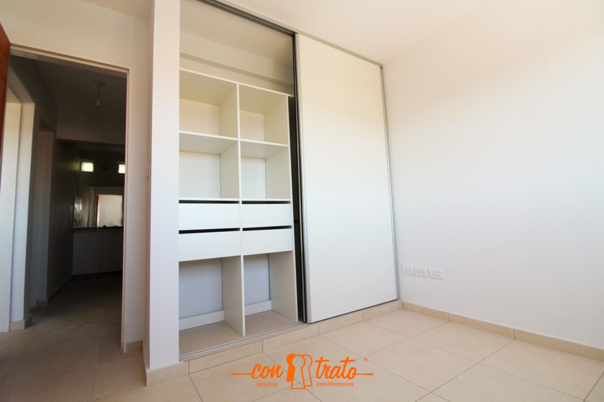 INCREÍBLES DUPLEX!!  3 Dormit c/ Cochera y Gas! SIN EXPENSAS!  Barrio Altos de Santa Ana!!