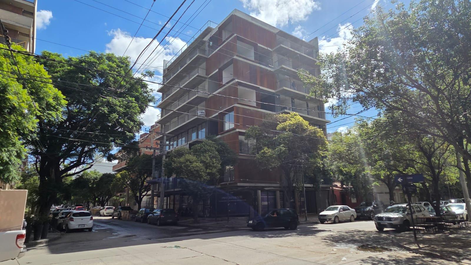 Excelente local comercial en Lima al 1500 Excelente local comercial en Lima al 1500