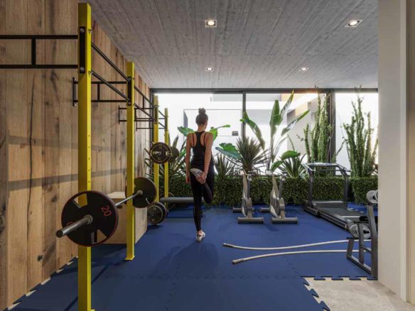 MANTRA COSTANERA
