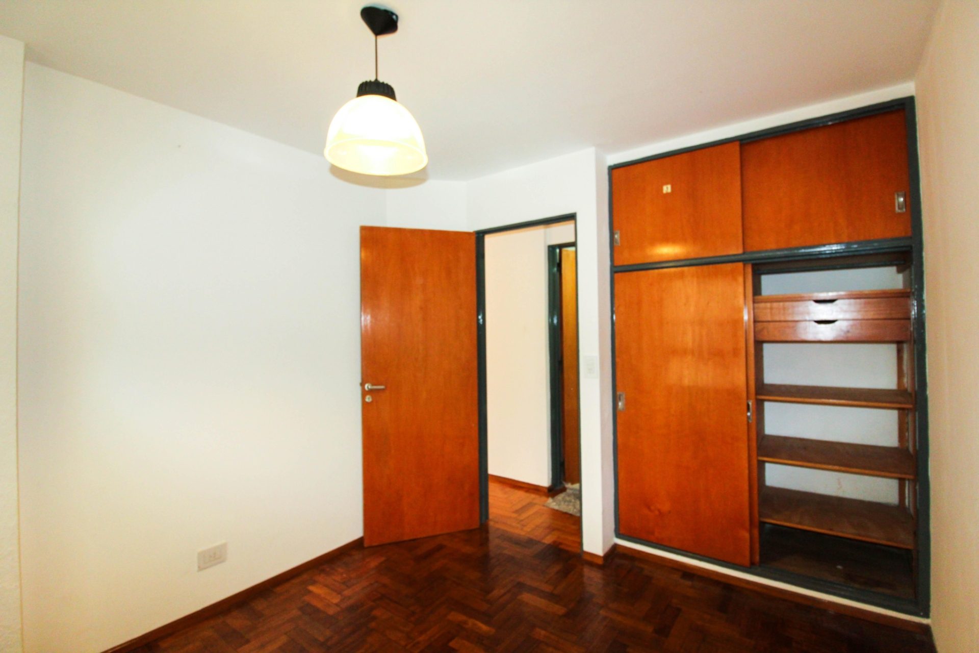 Departamento de 1 dormitorio en Montevideo al 400 Bº Güemes