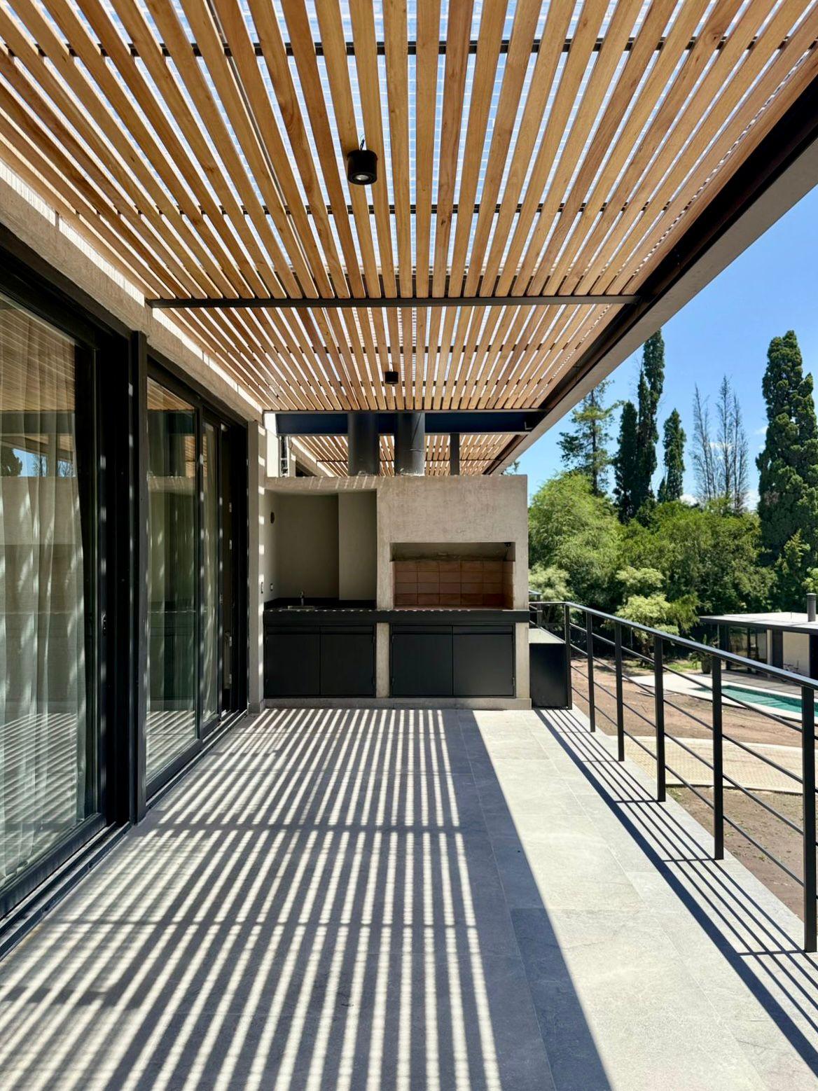 Departamento en venta de 3 dormitorios en Villa Allende