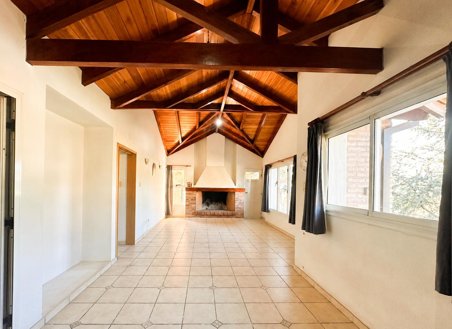 Depto Independiente y  Quincho | 1.159 m² Terreno | Apta Crédito - San Isidro