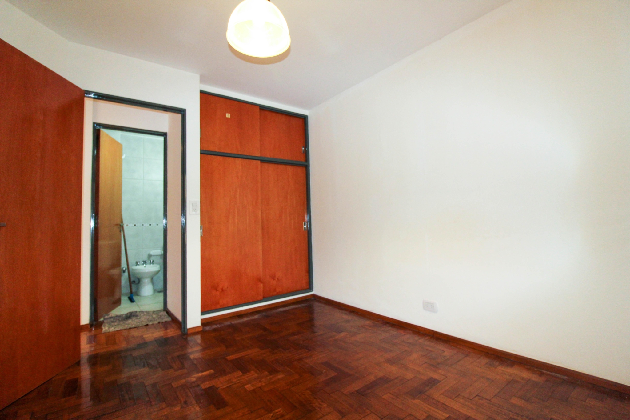 Departamento de 1 dormitorio en Montevideo al 400 Bº Güemes