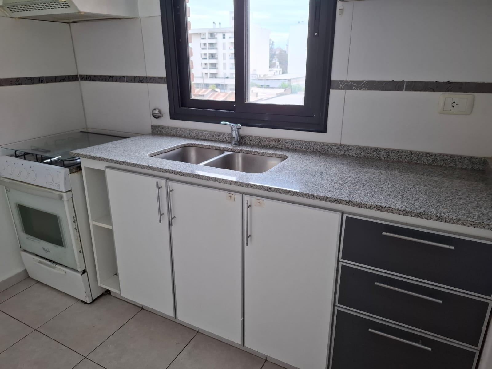 1 dormitorio c/balcón 5º piso!! Esquiú al 400 Barrio General Paz