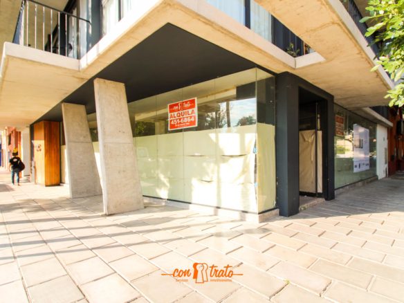 Local esquina  en General Paz de 170mts! con EXCELENTE RENTA!