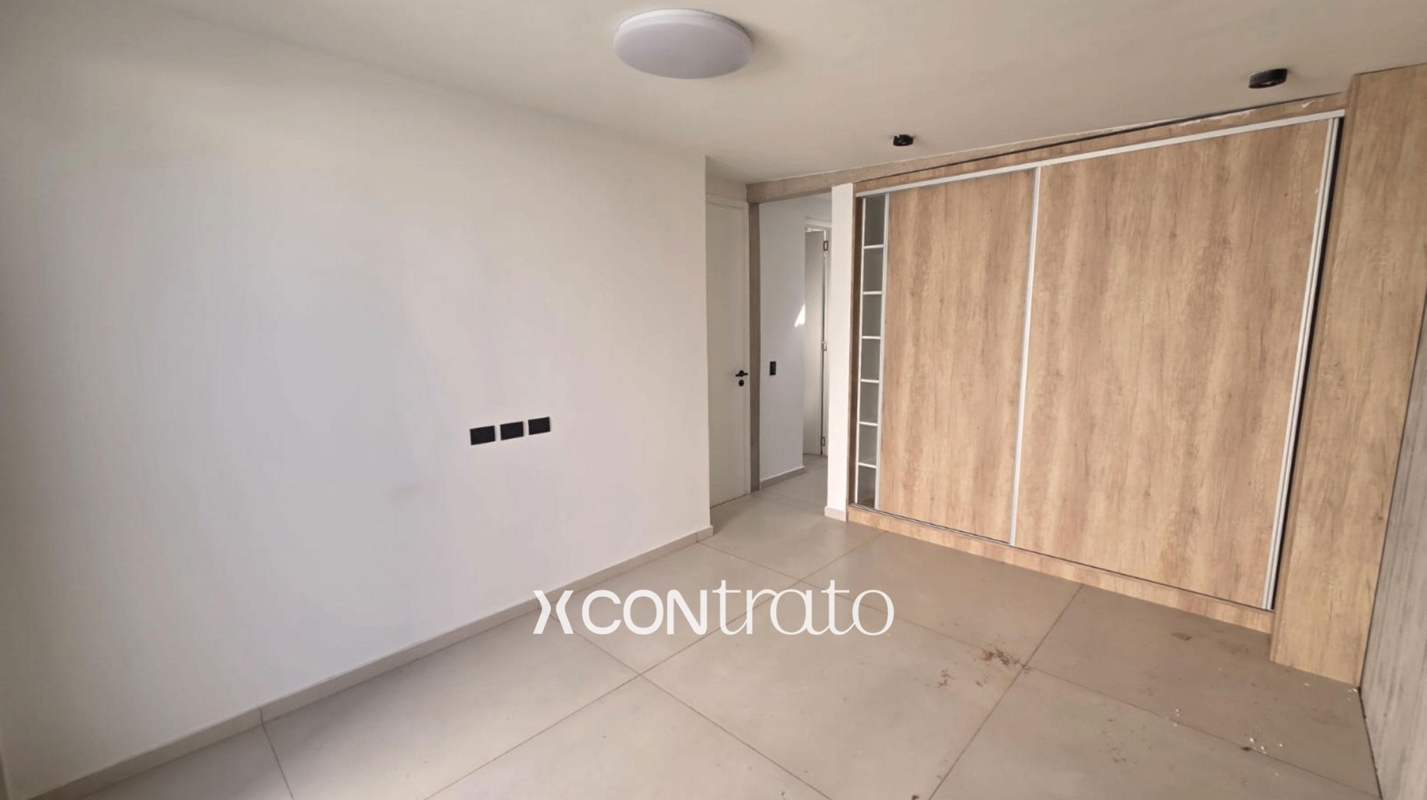 Casa A ESTRENAR, Toda en Planta Baja – Fondo Norte!! 300 m2 Terreno  Bº Campo Chico –   Zona SUR!
