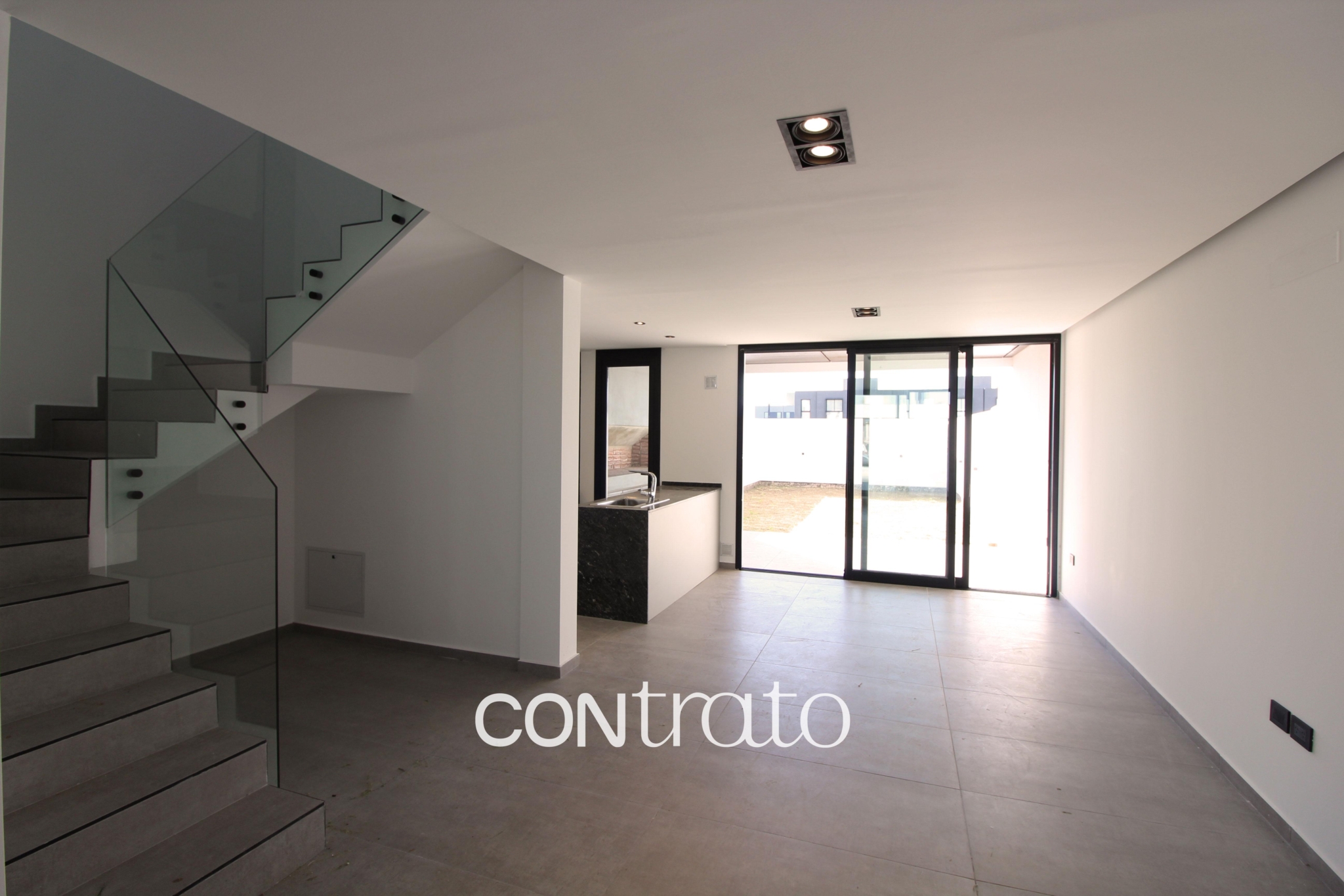 Dúplex Premiun  A Estrenar 3 Dormit 3 Baños  Patio Norte Galería Asador-  Campo Chico