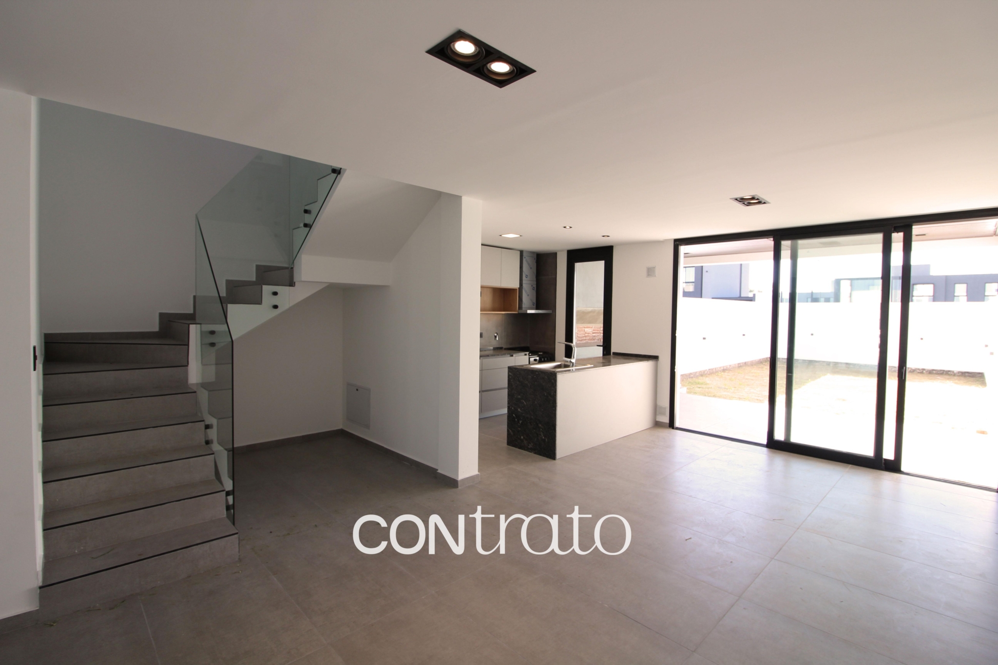 Dúplex Premiun  A Estrenar 3 Dormit 3 Baños  Patio Norte Galería Asador-  Campo Chico